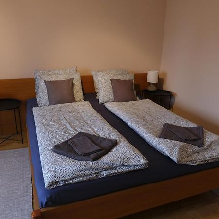 Kajari Apartmanhaz Balatonfőkajár Eksteriør bilde