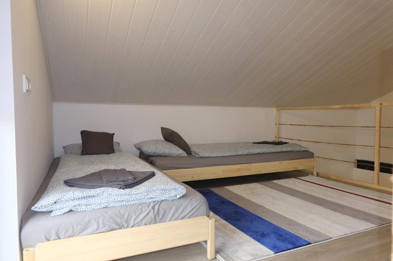Kajari Apartmanhaz Balatonfőkajár Eksteriør bilde